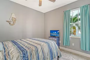 2317 Avenue C, Bradenton Beach, FL 34217 - Photo 36