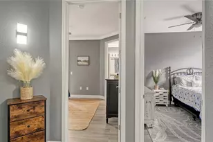 2317 Avenue C, Bradenton Beach, FL 34217 - Photo 34