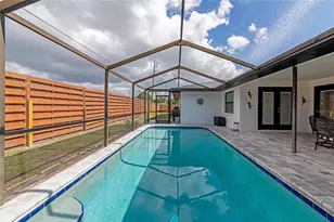 3145 Bougainvillea St, Sarasota, FL 34239 - Photo 44