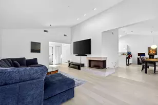 2323 Harbour Oaks Dr, Longboat Key, FL 34228 - Photo 10