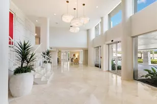 2301 Gulf of Mexico Dr, Longboat Key, FL 34228 - Photo 34