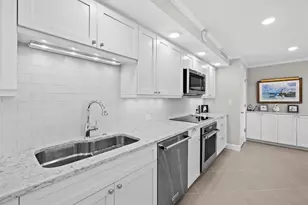 2301 Gulf of Mexico Dr, Longboat Key, FL 34228 - Photo 14