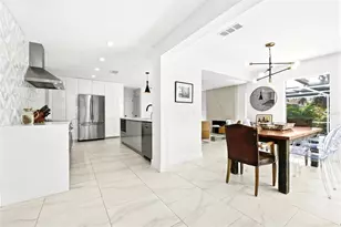 5341 Siesta Ct, Sarasota, FL 34242 - Photo 6