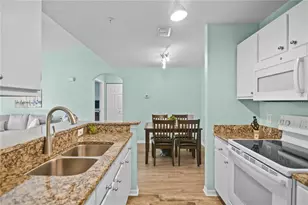 7417 Vista Way, Lakewood Ranch, FL 34202 - Photo 12