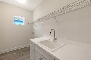 18230 Vizcaya Ct, Venice, FL 34293 - Photo 36