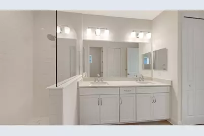 18230 Vizcaya Court, Venice, FL 34293 - Photo 28