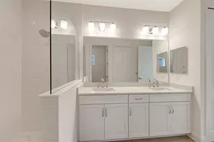 18230 Vizcaya Ct, Venice, FL 34293 - Photo 28