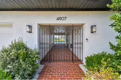 4907 Beacon Road, Palmetto, FL 34221 - Photo 2