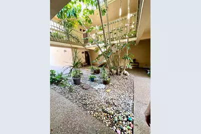 3097 Willow Green #32, Sarasota, FL 34235 - Photo 4