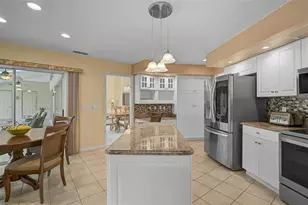 7570 Links Ct, Sarasota, FL 34243 - Photo 18