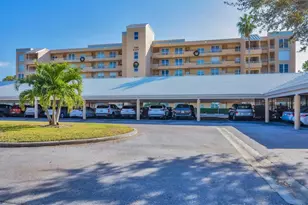 3740 Pinebrook Circle W, Bradenton, FL 34209 - Photo 4