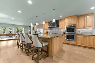 4817 Ocean Blvd, Sarasota, FL 34242 - Photo 16