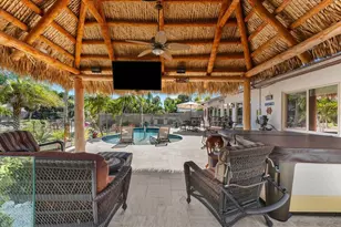 4817 Ocean Blvd, Sarasota, FL 34242 - Photo 38