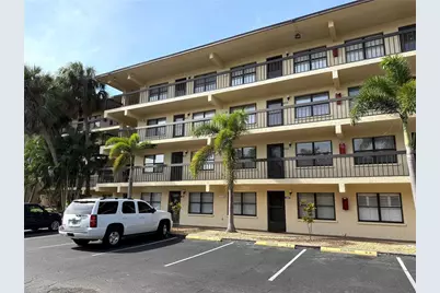 315 30th Avenue W #B212, Bradenton, FL 34205 - Photo 2