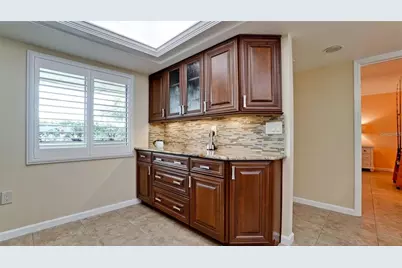 9604 Cortez Road W #213, Bradenton, FL 34210 - Photo 8