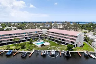 9604 Cortez Rd W, Bradenton, FL 34210 - Photo 4