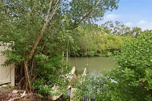 315 Bayshore Dr, Osprey, FL 34229 - Photo 42