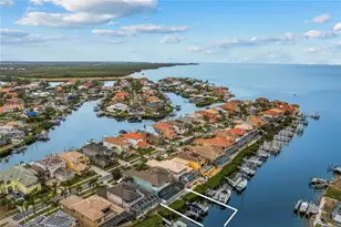 1215 Acappella Ln, Apollo Beach, FL 33572 - Photo 38