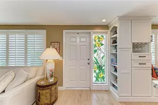 136 Crescent Dr, Anna Maria, FL 34216 - Photo 8