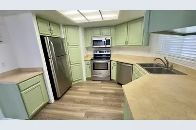 10928 Federal Drive, Port Richey, FL 34668 - Photo 6