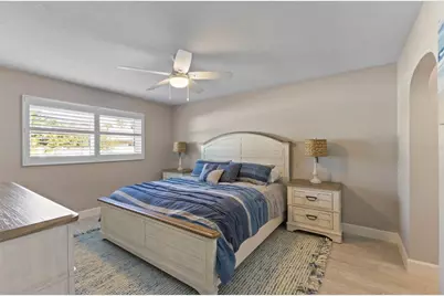 137 Avenida Messina #1, Sarasota, FL 34242 - Photo 16