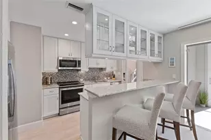 137 Avenida Messina, Sarasota, FL 34242 - Photo 8