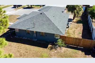 1011 14th Street W, Palmetto, FL 34221 - Photo 12