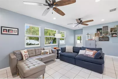 2437 Clematis Street, Sarasota, FL 34239 - Photo 10