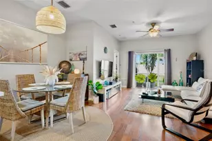 3537 Parkridge Cir, Sarasota, FL 34243 - Photo 4