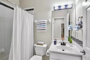 3537 Parkridge Cir, Sarasota, FL 34243 - Photo 20