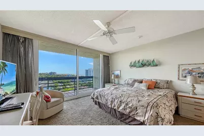 1065 Gulf Of Mexico Drive #603, Longboat Key, FL 34228 - Photo 10