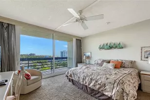 1065 Gulf of Mexico Dr, Longboat Key, FL 34228 - Photo 10