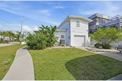 527 Bayview Place, Anna Maria, FL 34216 - Photo 1