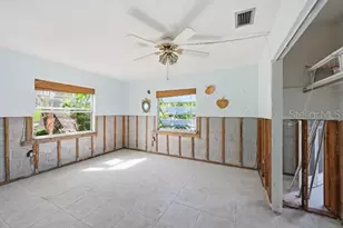527 Bayview Pl, Anna Maria, FL 34216 - Photo 8