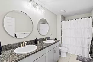 5709 Silver Sun Dr, Apollo Beach, FL 33572 - Photo 44