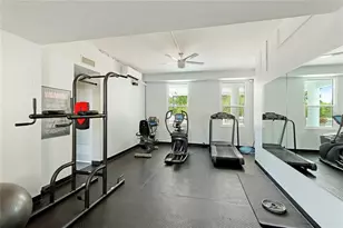 33 S Gulfstream Ave, Sarasota, FL 34236 - Photo 14