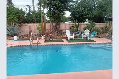 3001 Eden Mills Dr, Sarasota, FL 34237 - Photo 20