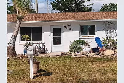 3001 Eden Mills Dr, Sarasota, FL 34237 - Photo 2