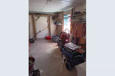 3001 Eden Mills Dr, Sarasota, FL 34237 - Photo 36