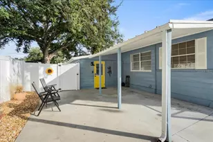 719 35th St W, Bradenton, FL 34205 - Photo 26