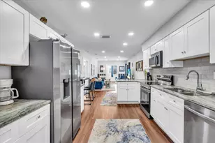 719 35th St W, Bradenton, FL 34205 - Photo 16