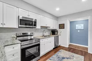 719 35th St W, Bradenton, FL 34205 - Photo 14