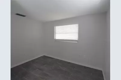 7464 Cass Circle, Sarasota, FL 34231 - Photo 20