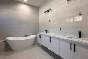 14299 Montmarte Ave, Port Charlotte, FL 33981 - Photo 10