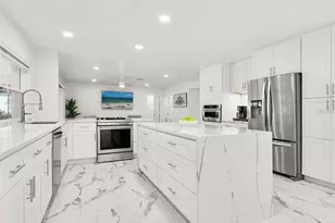 172 Sea Anchor Dr, Osprey, FL 34229 - Photo 8