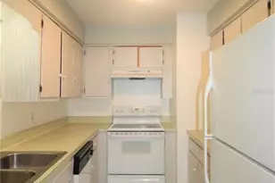 5509 Fountain Lake Cir, Bradenton, FL 34207 - Photo 2