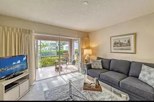 5655 Sheffield Greene Cir, Sarasota, FL 34235 - Photo 4