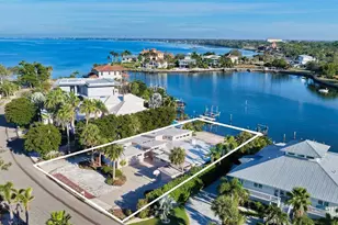 355 S Shore Dr, Sarasota, FL 34234 - Photo 1