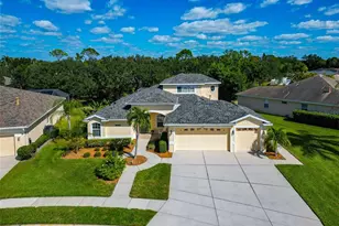 10937 Bluestem Cir, Lakewood Ranch, FL 34202 - Photo 2
