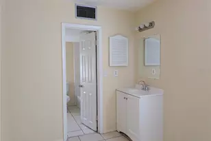 1118 15th St W, Bradenton, FL 34205 - Photo 12